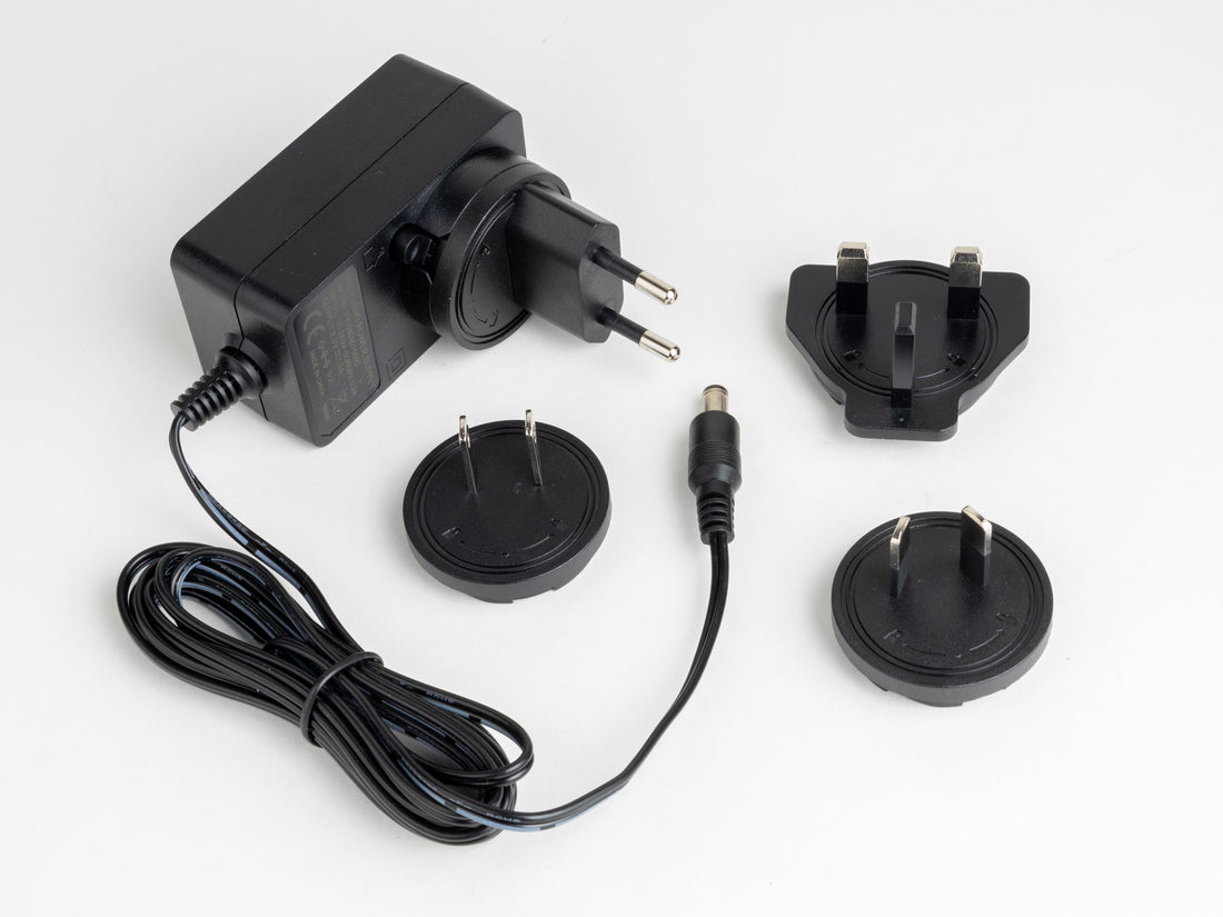 9 V 2.5 A Power Supply (Multi-Plug) – Bantam Tools